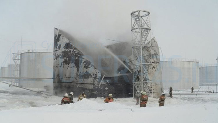 Пожар на якутской нефтебазе